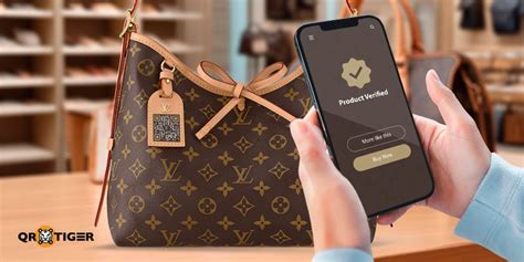 Louis Vuitton shopping qr code